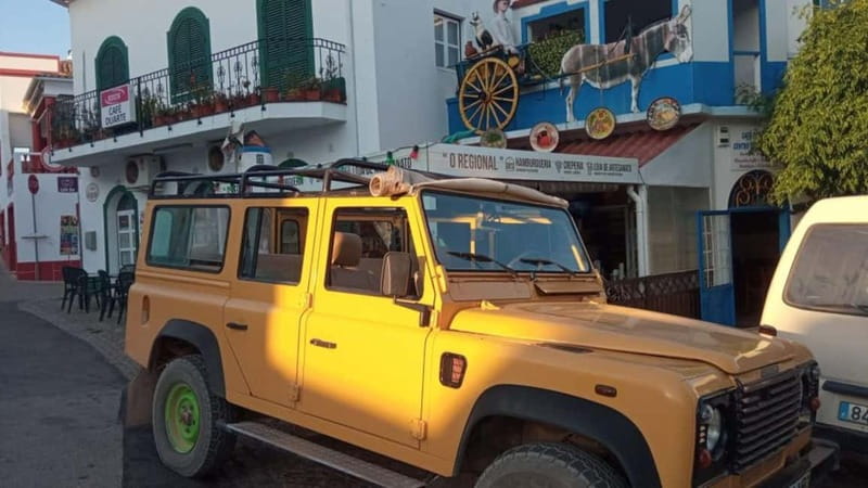 Albufeira: Off-Road Jeep Tour with Sunset - Sunset From a Private Spot: How to Get the Best Photos Without Stress