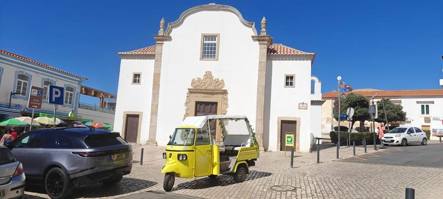 Albufeira: Old Town 1.5h - Guides, Languages, and the Style of Explanation