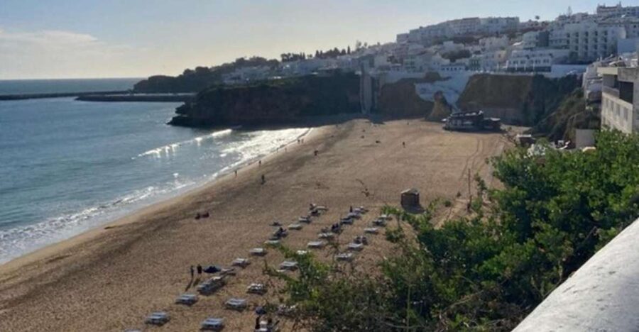 Albufeira: Old Town History Walking Tour with Tapas & Wine - Key points that make this Albufeira tour worth your time