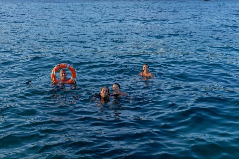 Algarve: Catamaran Sunset Tour with DJ or Live Guitarist - The swim stop: how much time you’ll get
