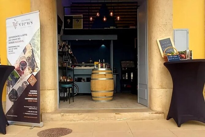 Algarve Wines Tasting Shared Experience at Mercado Municipal de Silves - The host experience: stories, attention, and no attitude