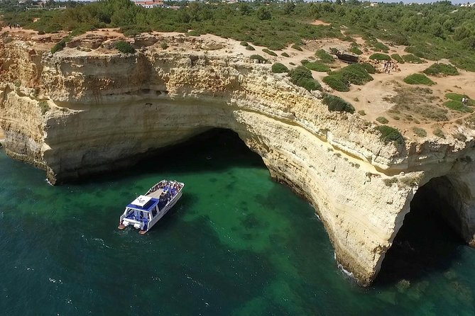 BENAGIL Cave Quest - Getting Close to Benagil: Photos, Views, and Captain Tips