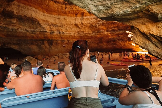 Benagil Caves and Dolphin Watching - 2.5h - Dolphins in the Algarve: How the Crew Improves Your Chances
