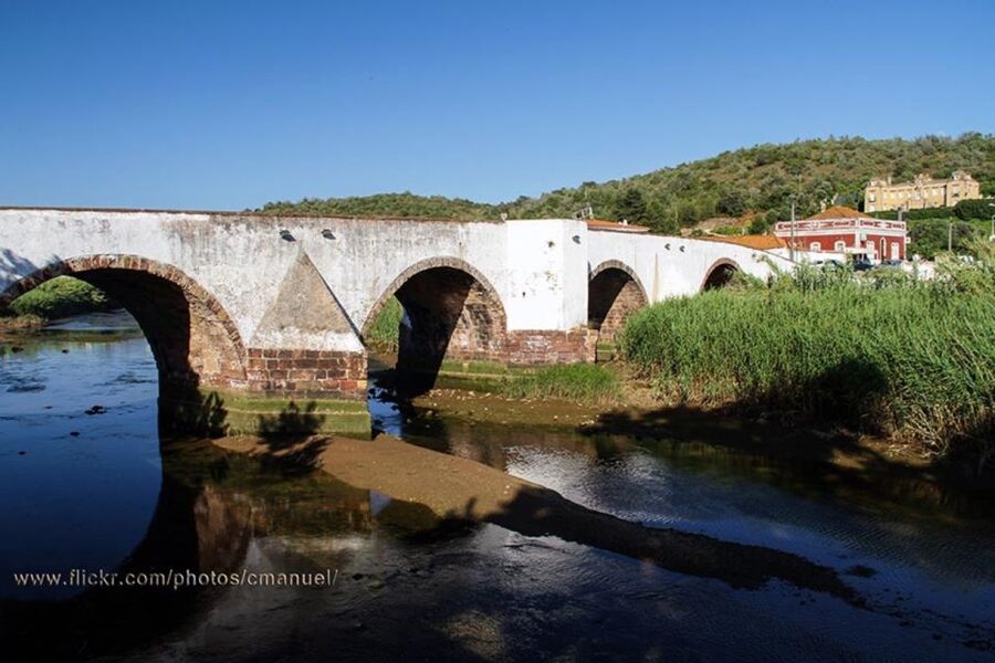 Benagil & Silves Castle Seightseing Tour from Albufeira - Salgados Lake Nature Reserve: a calmer pause from cliffs and chapels