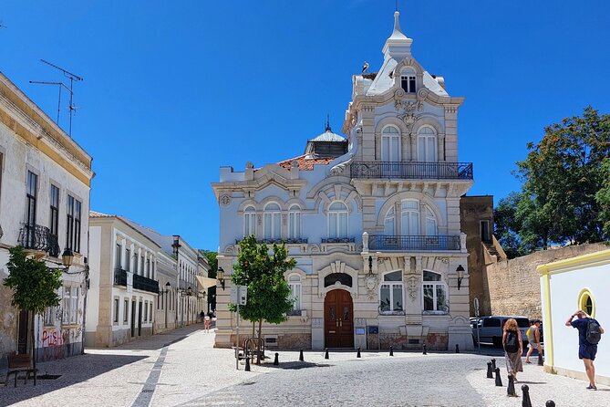 Faro and Estói - Estói Village and the Palace Gardens That Change the Mood