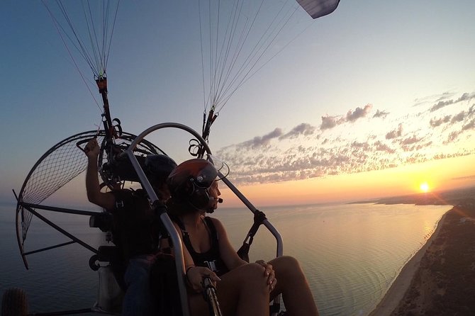 Flight experience over the beach in paragliding/paratrike in the Algarve with video. - Paratrike Over the Algarve: What the Experience Feels Like