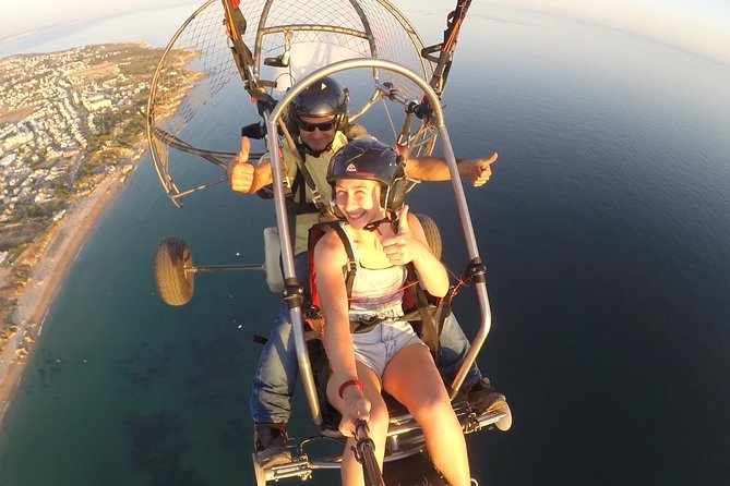 Flight experience over the beach in paragliding/paratrike in the Algarve with video. - Getting the Video: Your Algarve Aerial Souvenir
