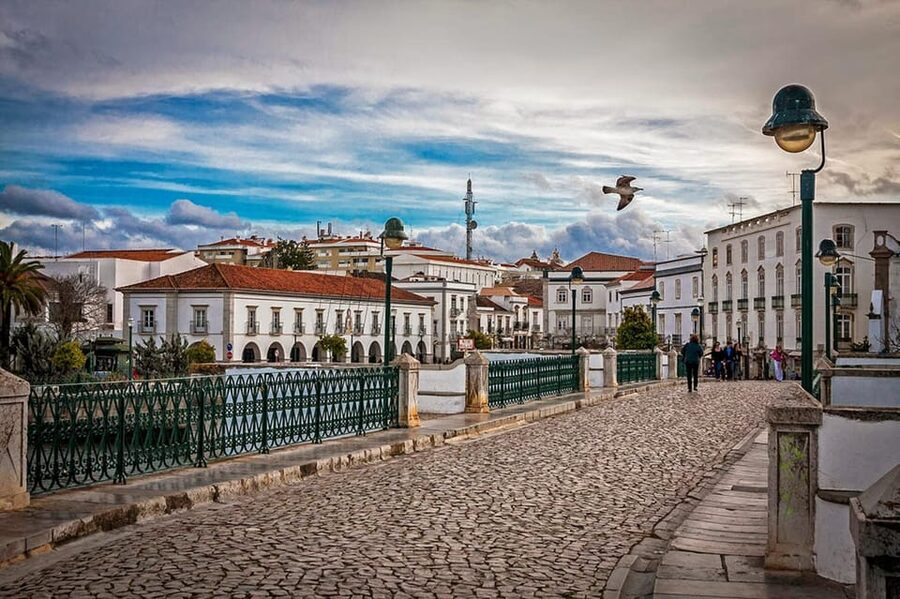 From Albufeira: Discover the Eastern Algarve Guided Day Trip - Faro Marina and Cathedral: Gothic Details Without a Museum Vibe