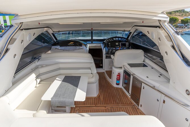 Full-Day Private Cruise in the Algarve Coast by Luxury Yacht - Alfanzina Lighthouse and the Algarve’s Sea-Side Belts