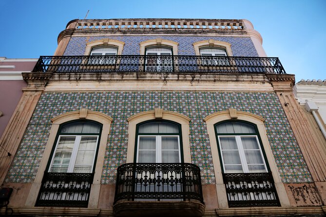 Guided visit to Silves and taste of local flavors - Stop 3: Cathedral of Silves—architecture you can actually read