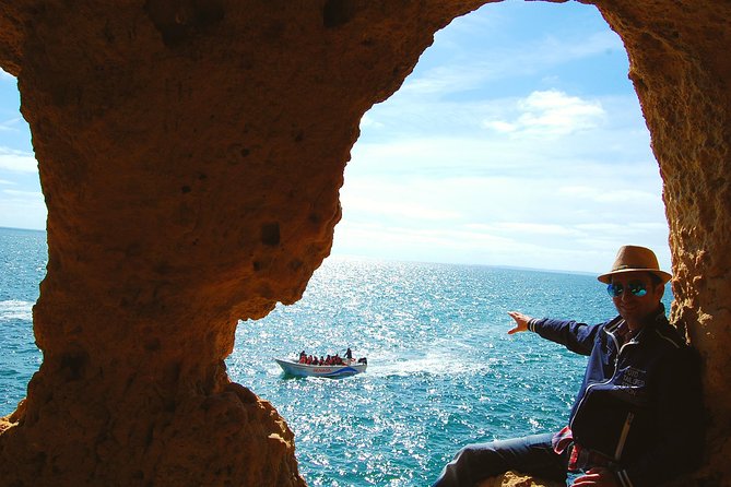 Lagos and Carvoeiro Premium - Shared small group > VTours Algarve - Carvoeiro old town time and a lunch break you should plan for