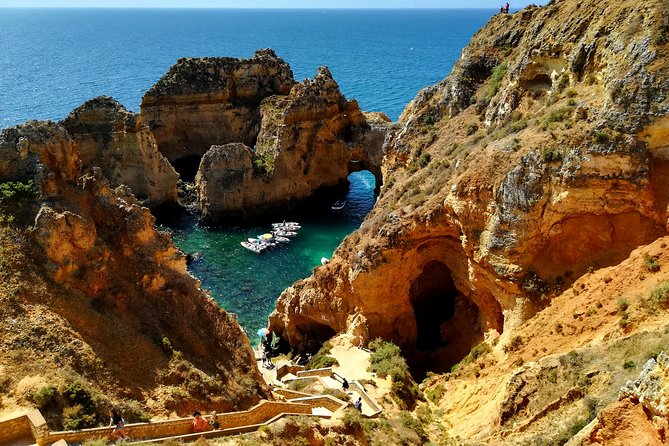 Lagos and Sagres Premium - Shared small group > VTours Algarve - Cabo de São Vicente: fortress history and a real lighthouse operation