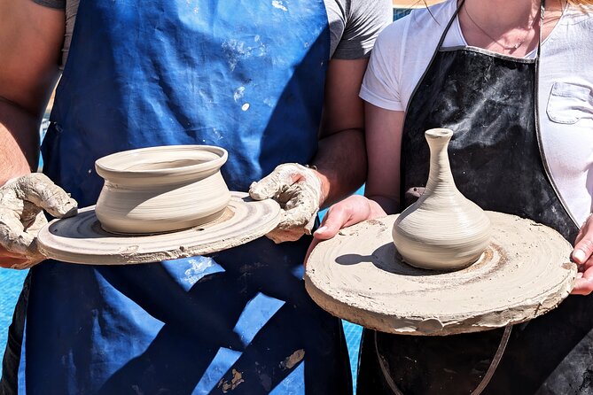Pottery workshop in the Algarve - Beyond the wheel: modeling and decorating you can see immediately