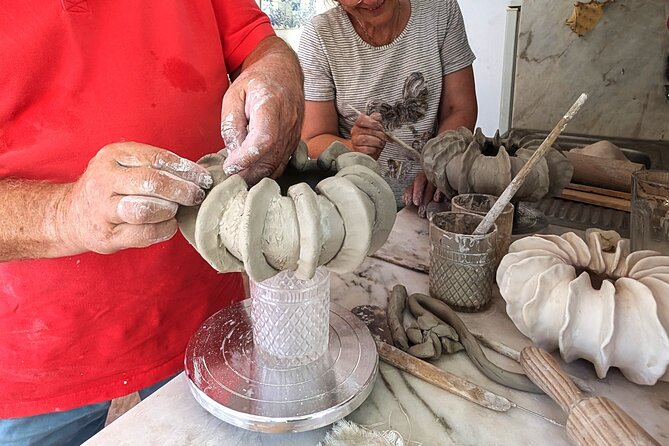 Pottery workshop in the Algarve - Studio time, snacks, and the feel of a working pottery space