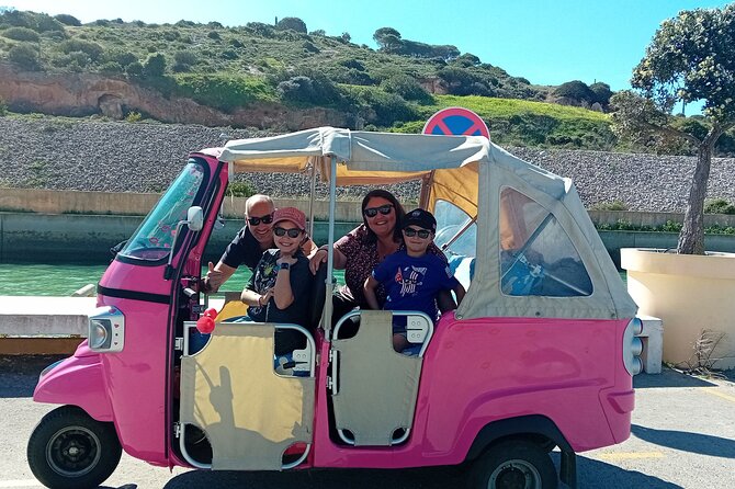 Private Albufeira Tuk Tuk Guided Tour - Operating hours and when to plan your day