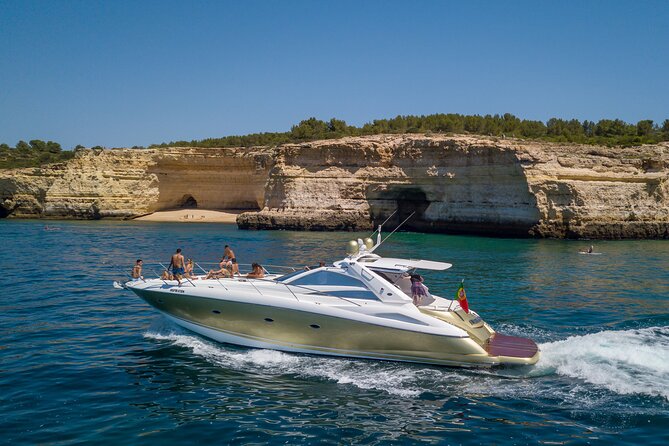 Private Sunset Yacht 2h Cruise from Albufeira Marina - Included drinks and snacks: what’s covered (and what’s not)