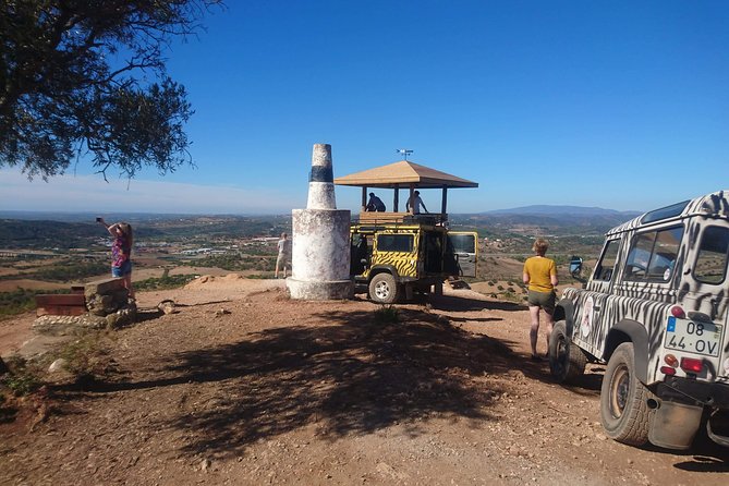 Sunset Safari - Dinner with local wines: what the €25 cash surcharge actually buys