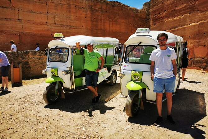 Tour Albufeira - The 2-hour Albufeira highlights loop: beaches, old town, and the Marina