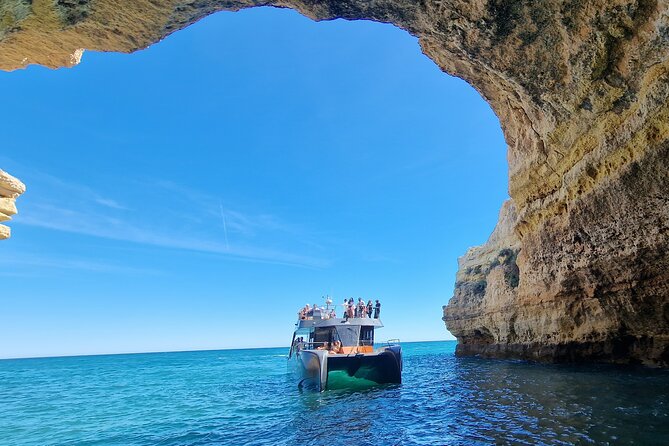 Tour to Benagil Caves and Coastline in Albufeira - The crew’s role: music, humor, and getting you close to caves