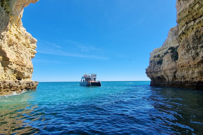 Tour to Benagil Caves and Coastline in Albufeira - Swim break and photo strategy when the Atlantic gets choppy
